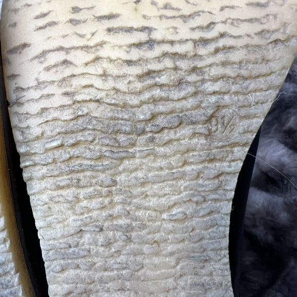 Everlane Womens Size 9.5 Leather Chelsea Boots Black Made in Italy Minimalist - Picture 6 of 8